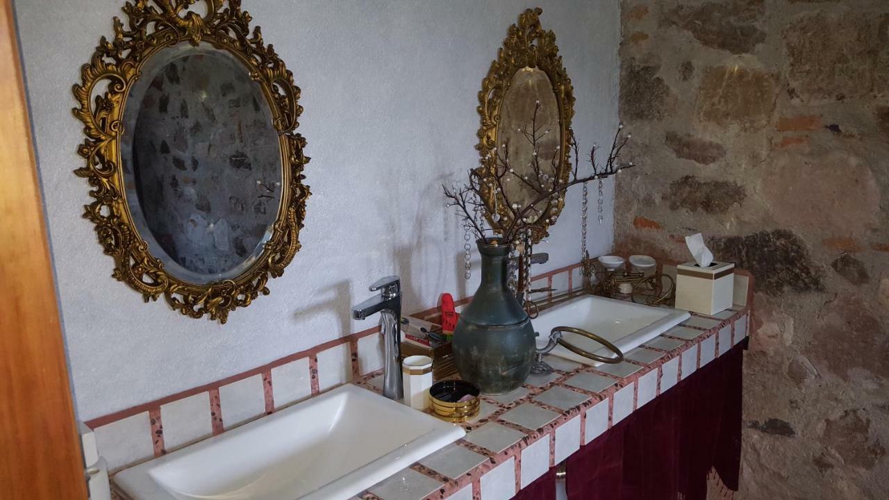 La Casona Azul Bed N Breakfast Santa Rosa de Jauregui Exteriör bild