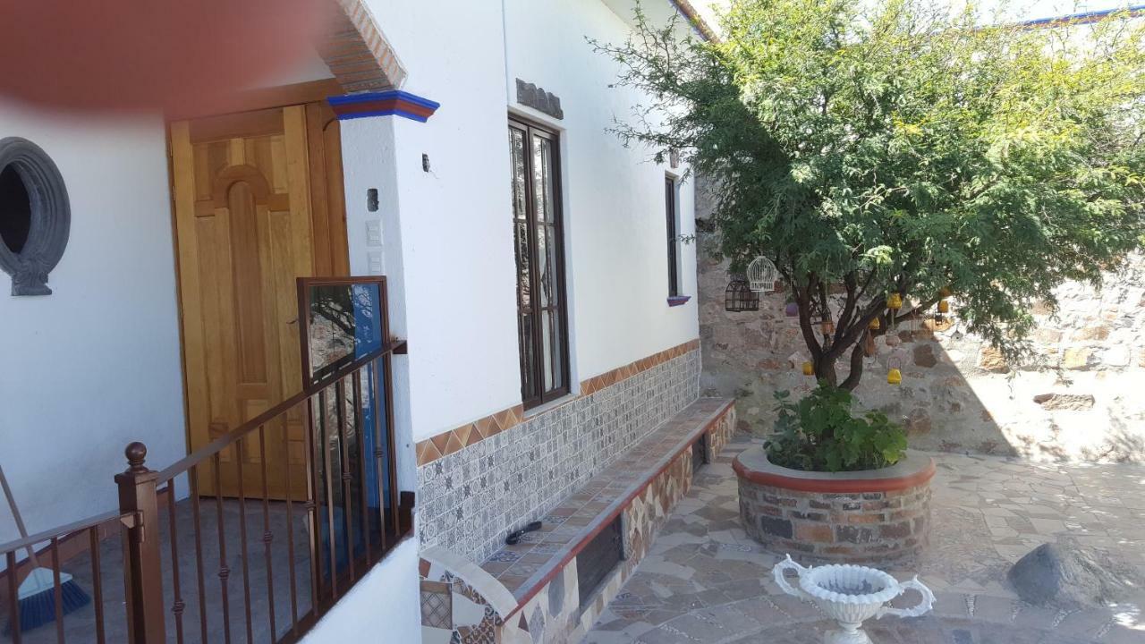 La Casona Azul Bed N Breakfast Santa Rosa de Jauregui Exteriör bild